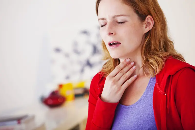 6 Acupressure Points For Mucus in The Throat: How To Remove Excess Mucus Naturally
